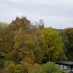 Mit Balkon *