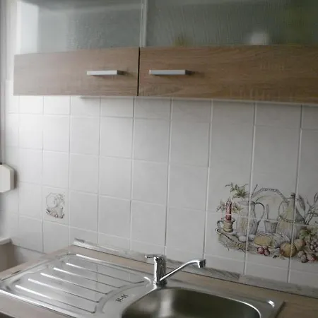 Mit Balkon Lägenhet *