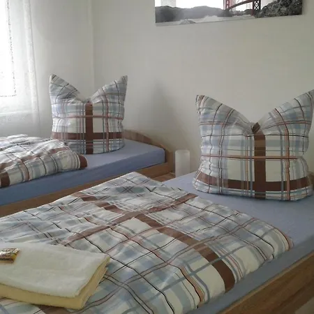 Lägenhet Mit Balkon *