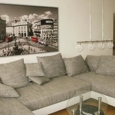 Mit Balkon Apartment Zwenkau