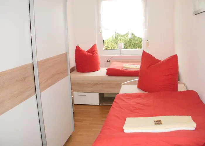 Mit Balkon 즈벤카우