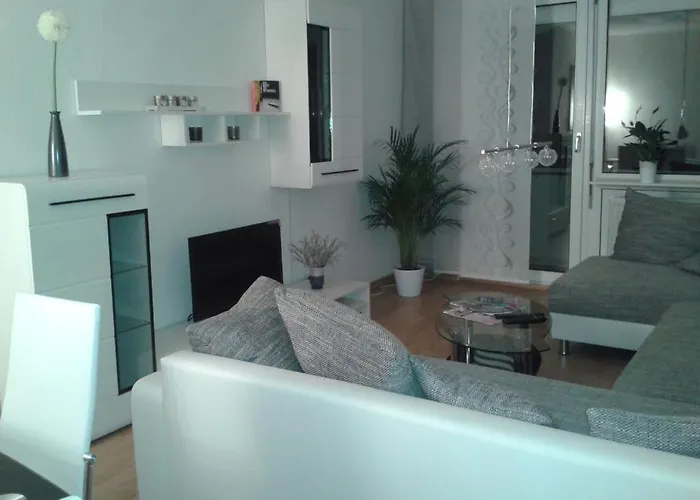 Mit Balkon * 즈벤카우